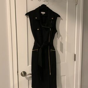 NWT Calvin Klein size 8, sleeveless dress.